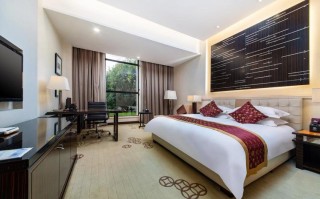 武汉东湖景观酒店怎么预订最划算？