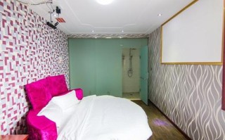 南阳情侣主题酒店怎么选？预订有哪些注意事项？