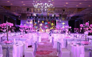 烟台蓝天婚宴酒店怎么预订最划算？