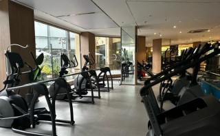 府谷山水阳光酒店健身