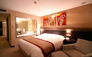 世贸商城展览馆酒店怎么预订？