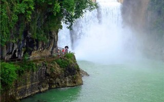 岑巩银河假期酒店怎么预订最优惠？