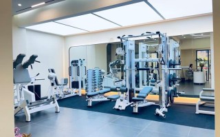 东方健身俱乐部家景有何独特之处？