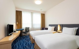 天津空港假期酒店怎么预订最优惠？