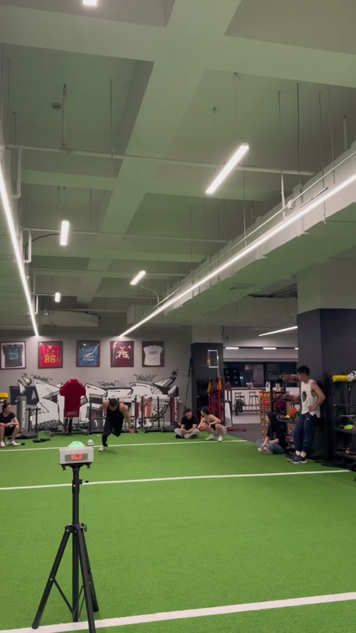 Max Fit健身工厂,如何高效打造理想身材?-第2张图片-德高鼎泰便民中心 Max Fit健身工厂,如何高效打造理想身材?-第2张图片-德高鼎泰便民中心