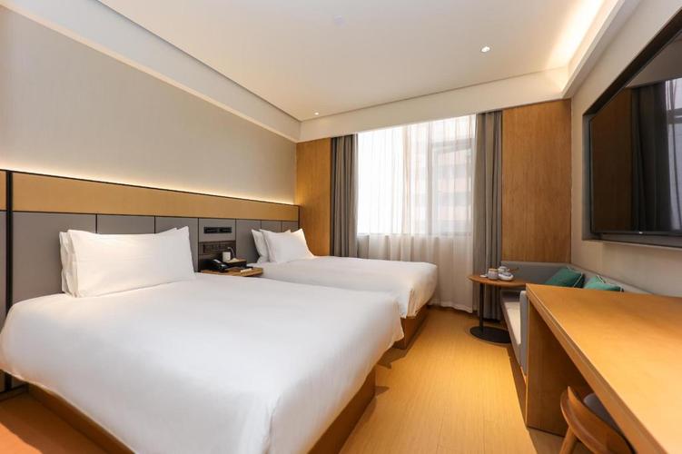 漕宝路附近哪家酒店性价比高？-第1张图片-德高鼎泰便民中心