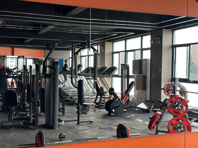 广州大学城健身房哪里找?-第2张图片-德高鼎泰便民中心 广州大学城健身房哪里找?-第2张图片-德高鼎泰便民中心