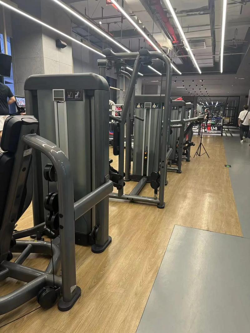 合肥金仕堡健身会所价格多少?-第1张图片-德高鼎泰便民中心 合肥金仕堡健身会所价格多少?-第1张图片-德高鼎泰便民中心