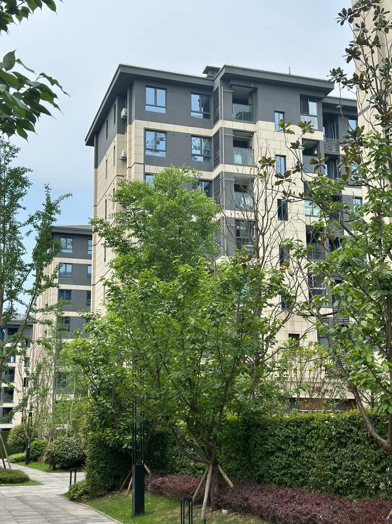 上海龙湖物业费多少?包含哪些服务?-第3张图片-德高鼎泰便民中心 上海龙湖物业费多少?包含哪些服务?-第3张图片-德高鼎泰便民中心