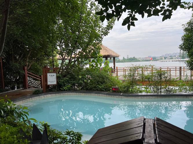 河南喜来登温泉酒店预订怎么选最划算?-第1张图片-德高鼎泰便民中心 河南喜来登温泉酒店预订怎么选最划算?-第1张图片-德高鼎泰便民中心