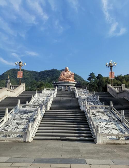 宁波雪窦山附近酒店怎么选？-第3张图片-德高鼎泰便民中心