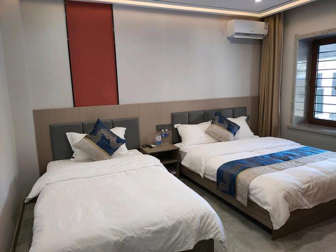 快捷酒店商务酒店预订,如何选更划算?-第3张图片-德高鼎泰便民中心 快捷酒店商务酒店预订,如何选更划算?-第3张图片-德高鼎泰便民中心