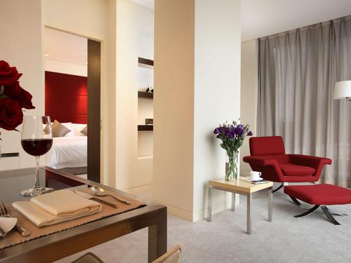 大连百年汇豪生酒店预订怎么选最划算?-第3张图片-德高鼎泰便民中心 大连百年汇豪生酒店预订怎么选最划算?-第3张图片-德高鼎泰便民中心