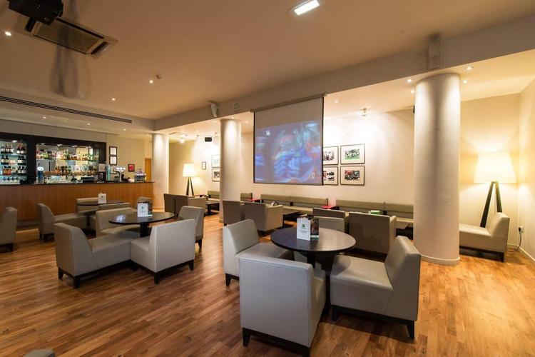 杭州爱丁堡假日酒店预订怎么选最划算？-第3张图片-德高鼎泰便民中心