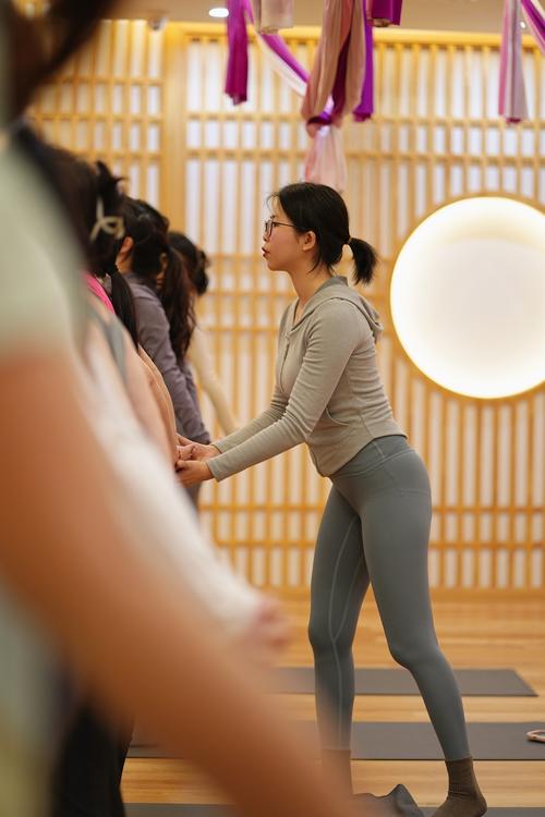 杨浦瑜伽舞蹈健身,如何选到适合自己的?-第1张图片-德高鼎泰便民中心 杨浦瑜伽舞蹈健身,如何选到适合自己的?-第1张图片-德高鼎泰便民中心