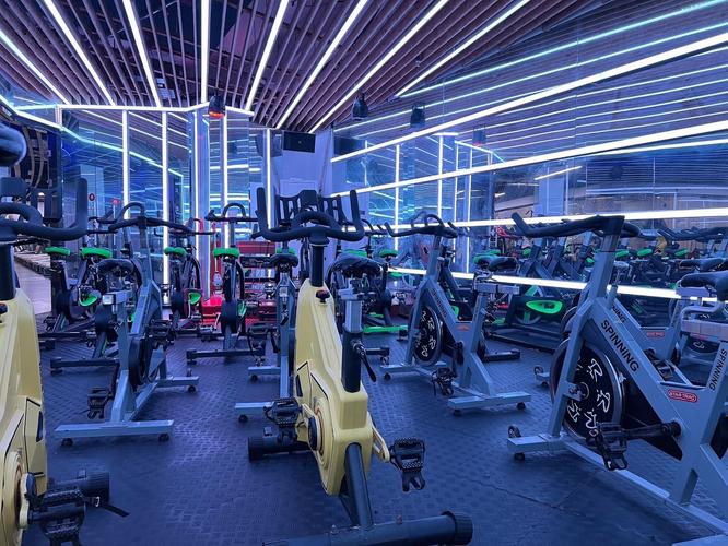 杭州中午健身场所有多拥挤?-第2张图片-德高鼎泰便民中心 杭州中午健身场所有多拥挤?-第2张图片-德高鼎泰便民中心