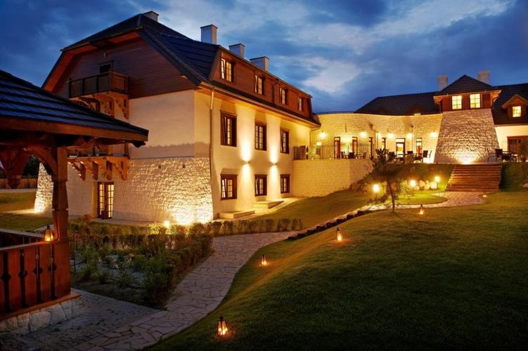 上海波兰领事馆酒店预订怎么操作？-第3张图片-德高鼎泰便民中心