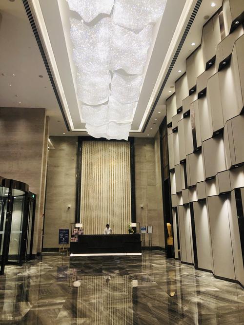 扬州希尔顿逸林酒店预订怎么选最划算?-第1张图片-德高鼎泰便民中心 扬州希尔顿逸林酒店预订怎么选最划算?-第1张图片-德高鼎泰便民中心