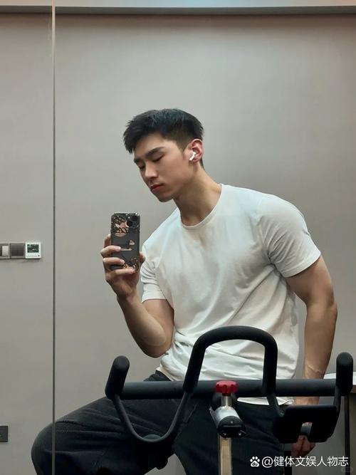 aircav健身强哥，30字疑问标题是什么？-第2张图片-德高鼎泰便民中心