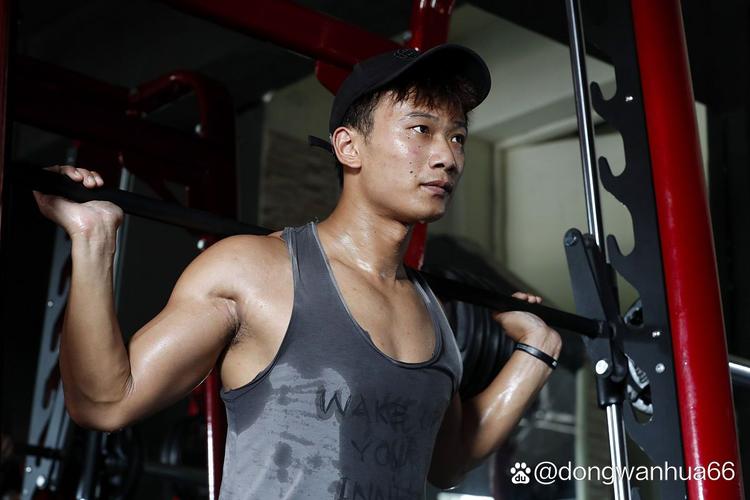 aircav健身强哥，30字疑问标题是什么？-第3张图片-德高鼎泰便民中心