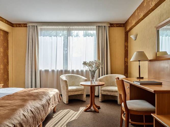 波兰上海领事馆酒店预订怎么弄?-第2张图片-德高鼎泰便民中心 波兰上海领事馆酒店预订怎么弄?-第2张图片-德高鼎泰便民中心