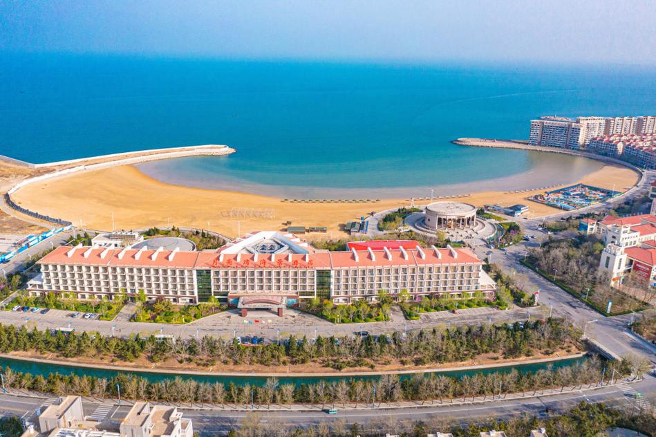 龙口月亮湾海景酒店怎么订最划算？-第1张图片-德高鼎泰便民中心