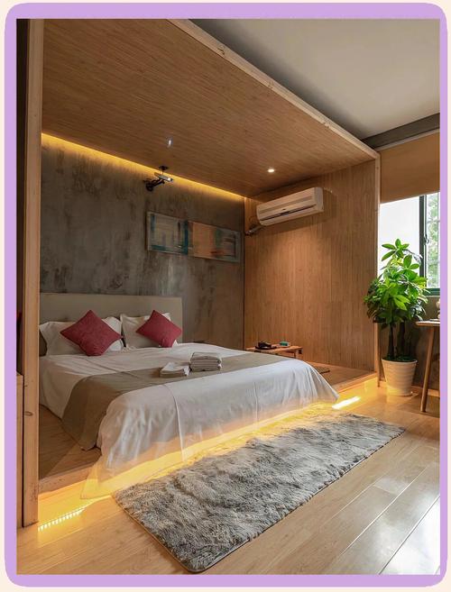 南京情侣主题酒店怎么选？预订要注意啥？-第3张图片-德高鼎泰便民中心