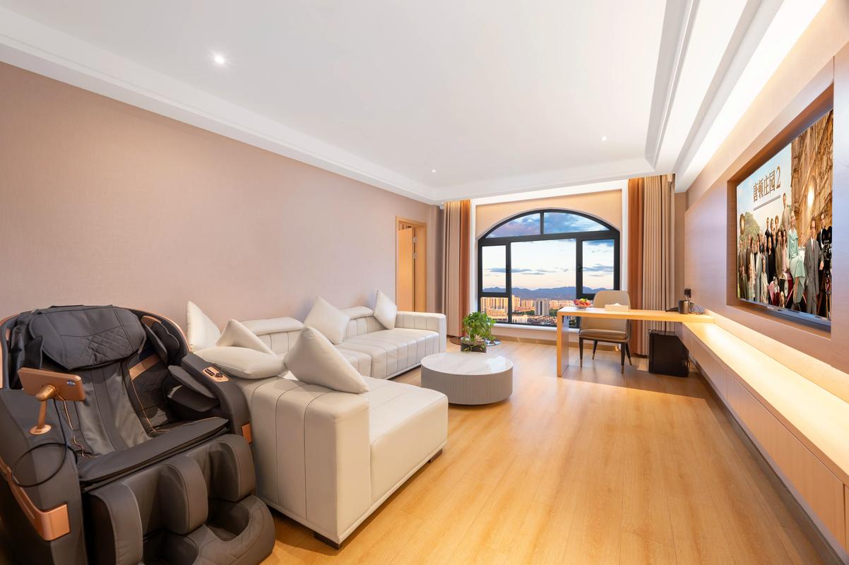 新疆时代国际酒店怎么预订最划算?-第2张图片-德高鼎泰便民中心 新疆时代国际酒店怎么预订最划算?-第2张图片-德高鼎泰便民中心