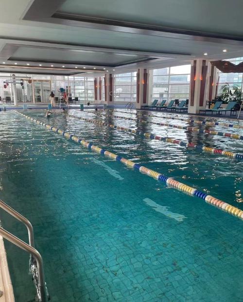 上海哪些健身房带游泳池？-第2张图片-德高鼎泰便民中心