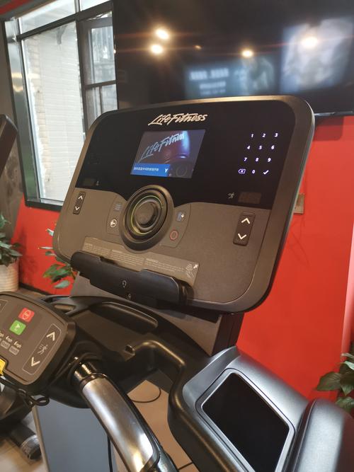 思卡迪健身年卡价格是多少？-第3张图片-德高鼎泰便民中心