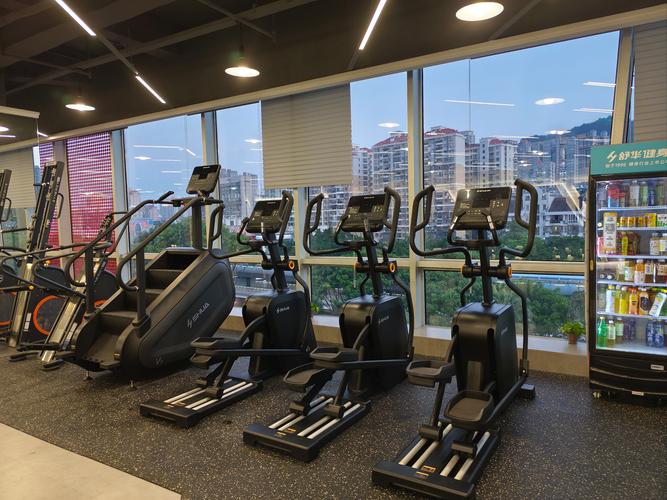 厦门健身房哪家好？求推荐！-第2张图片-德高鼎泰便民中心