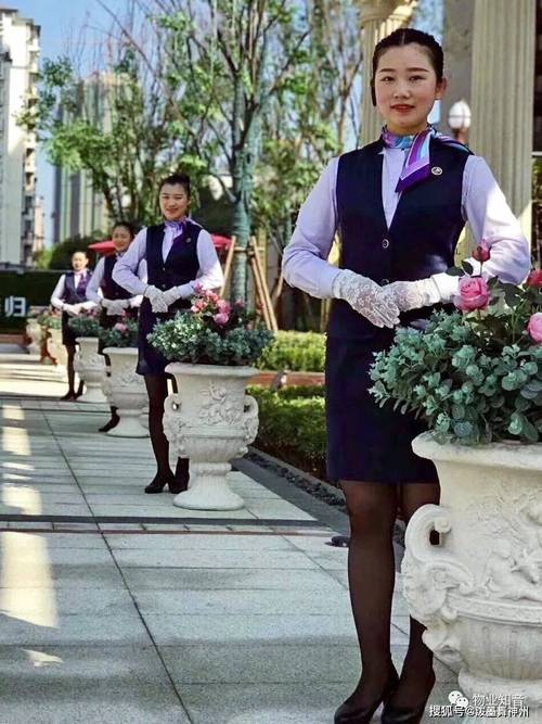 物业客服如何体现敬业精神?-第1张图片-德高鼎泰便民中心 物业客服如何体现敬业精神?-第1张图片-德高鼎泰便民中心