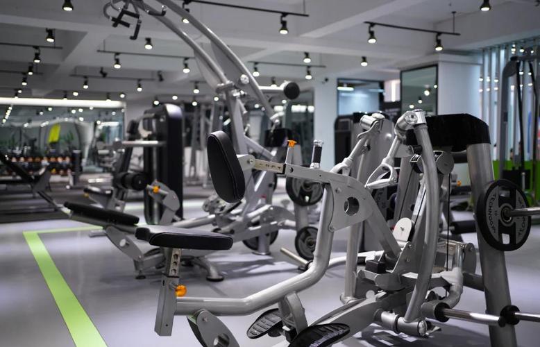 镇江健身房哪家好？求推荐！-第1张图片-德高鼎泰便民中心