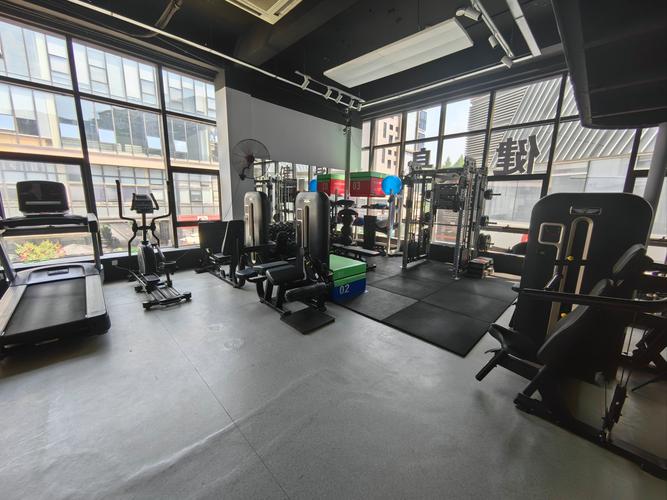 郑州私人健身工作室怎么选？-第2张图片-德高鼎泰便民中心