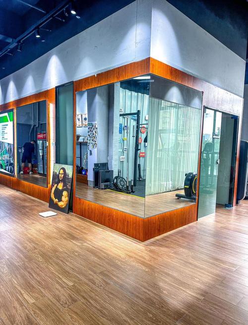 健身请私教濮阳艾莱美-第2张图片-德高鼎泰便民中心