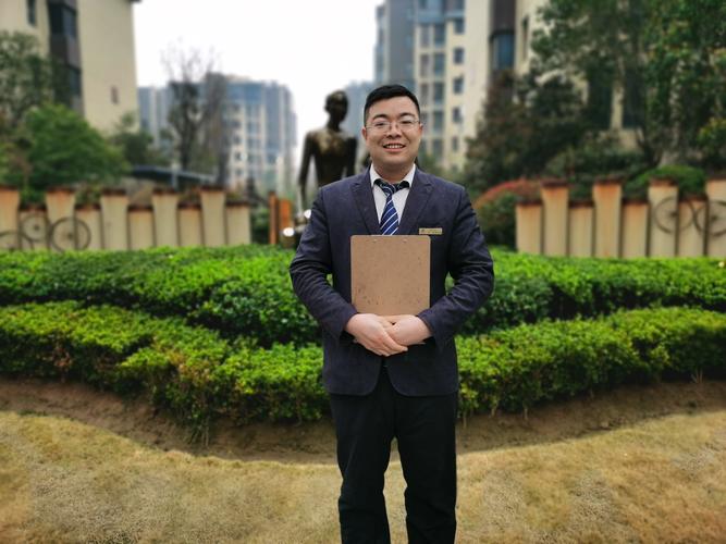 房管局物业项目经理是做什么的？-第3张图片-德高鼎泰便民中心