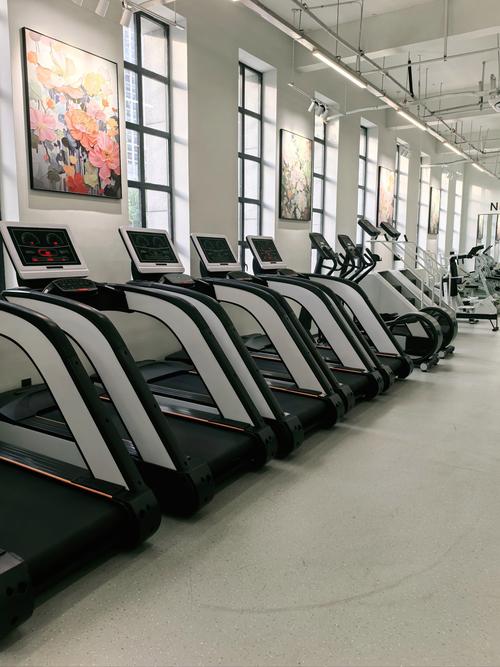 武汉汉阳王家湾健身房-第1张图片-德高鼎泰便民中心 武汉汉阳王家湾健身房-第1张图片-德高鼎泰便民中心