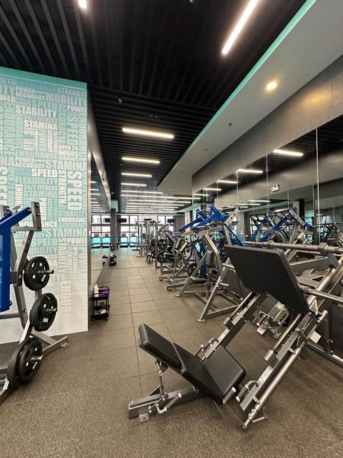 珠海前山哪里有健身房-第1张图片-德高鼎泰便民中心