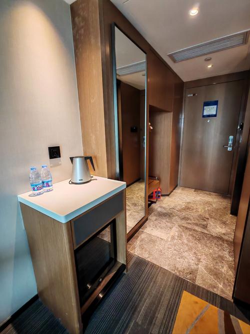 广西水晶国际酒店怎么预订最划算？-第2张图片-德高鼎泰便民中心