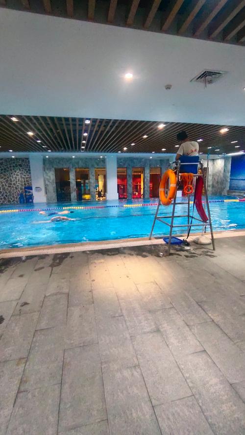 方庄晶城阳光游泳健身-第2张图片-德高鼎泰便民中心