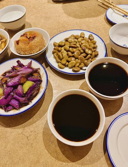 绍兴咸亨酒店酒席如何预订？-第1张图片-德高鼎泰便民中心