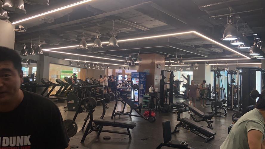 金仕堡健身会所 嘉定-第1张图片-德高鼎泰便民中心