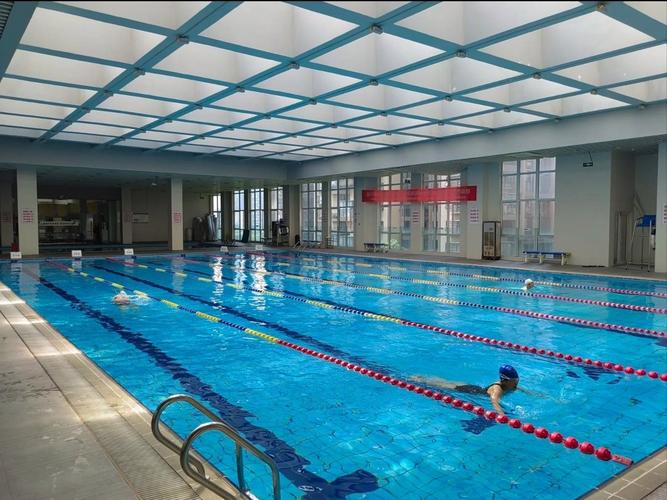 成都领跑健身游泳会所有何独特优势？-第1张图片-德高鼎泰便民中心