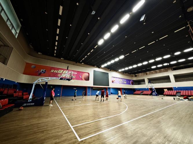 珠海最大的健身俱乐部-第3张图片-德高鼎泰便民中心