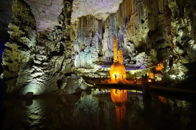 毕节浪漫时光酒店怎么预订最划算？-第3张图片-德高鼎泰便民中心