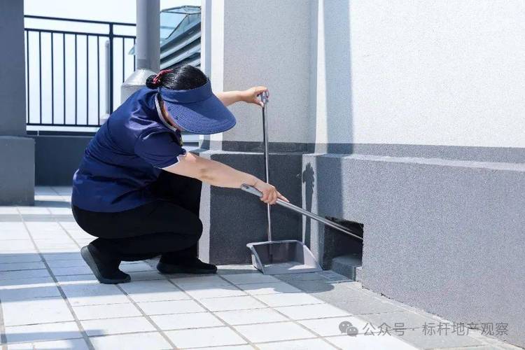 住宅保洁服务如何提升业主满意度?-第2张图片-德高鼎泰便民中心 住宅保洁服务如何提升业主满意度?-第2张图片-德高鼎泰便民中心