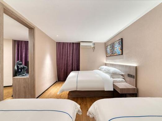 彩虹南路附近酒店怎么预订最划算？-第2张图片-德高鼎泰便民中心