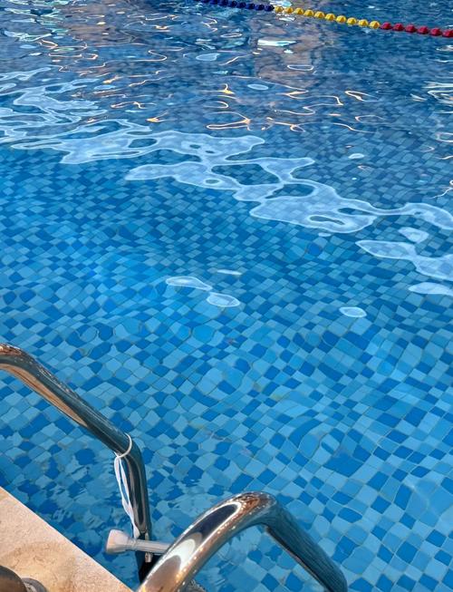 南昌带游泳池的健身房哪家好？-第2张图片-德高鼎泰便民中心