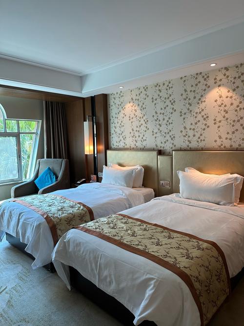 阆中草堂别院酒店怎么预订？-第1张图片-德高鼎泰便民中心