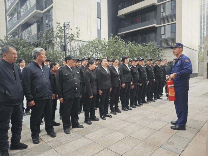 物业客服安全培训，究竟涵盖了哪些必知的防护要点？-第3张图片-德高鼎泰便民中心